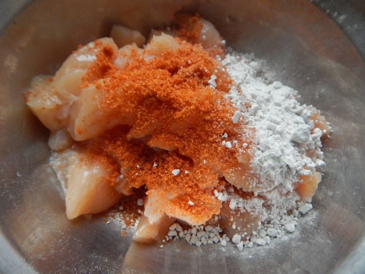 土豆茄子烧鸡丁步骤2