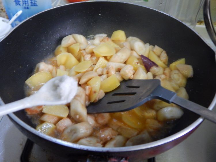 土豆茄子烧鸡丁步骤9