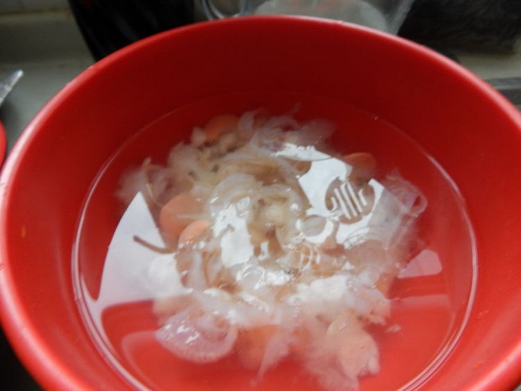 蒜苔炒扇贝步骤2