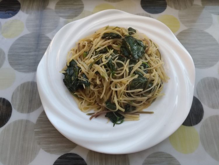 红薯叶炒土豆丝步骤14