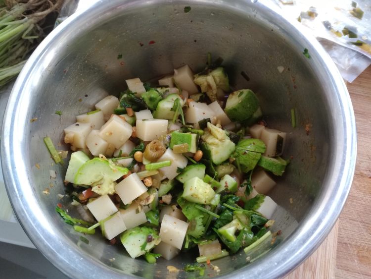 黄瓜拌米豆腐步骤7