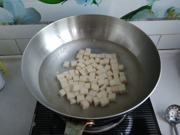黄瓜拌米豆腐步骤3