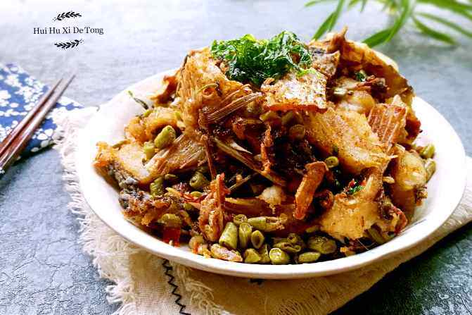 酸豆角香酥鲫鱼步骤8