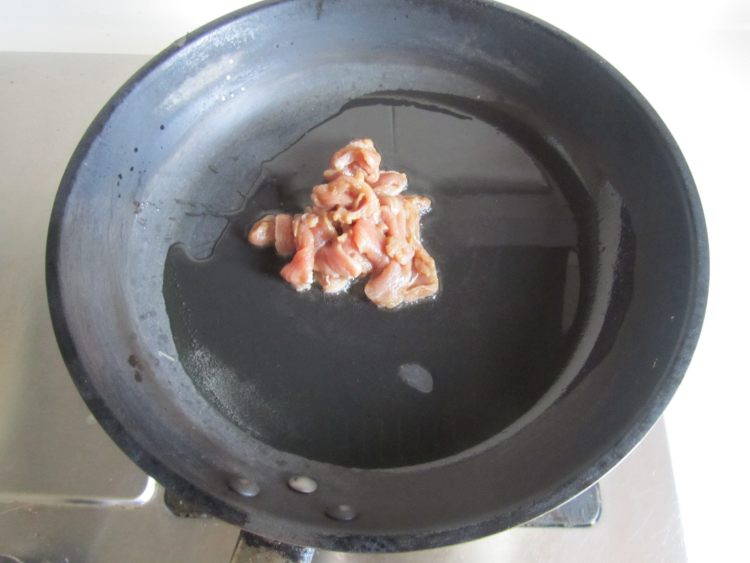 西葫芦炒鸭脯肉步骤3
