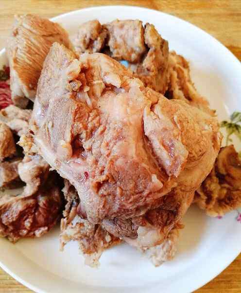 脊骨炖土豆步骤1
