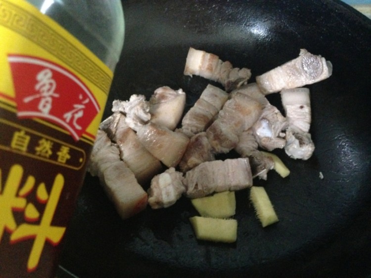 豇豆烧红烧肉步骤4