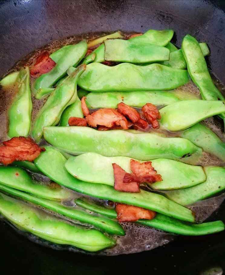 油豆角炖土豆步骤6