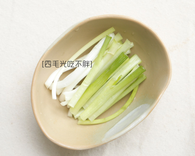 小黄甲鱼焖豆腐步骤3