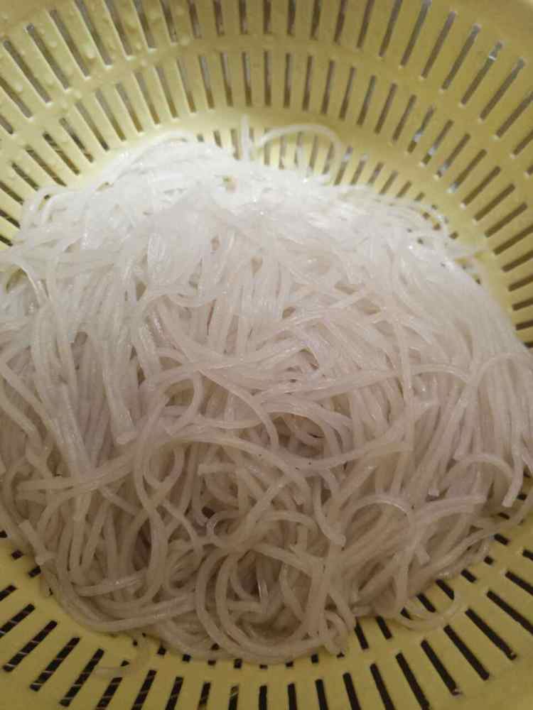 蚂蚁上树步骤2
