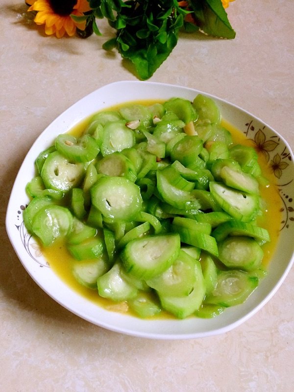 蒜香丝瓜步骤8