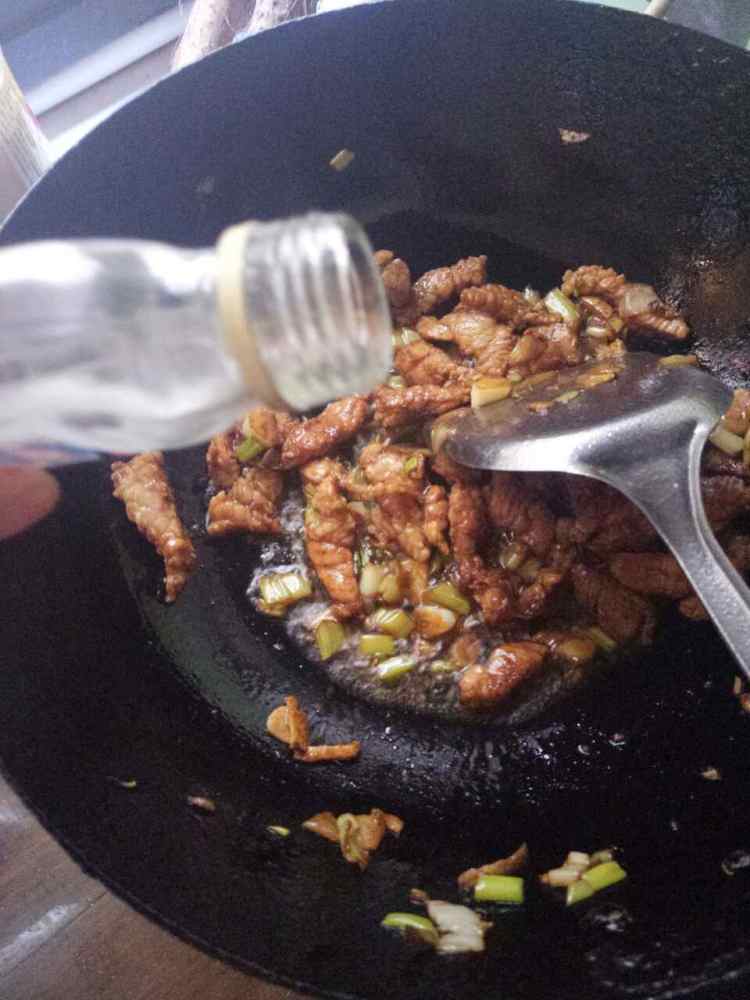 甜豆香菇炒肉片步骤4
