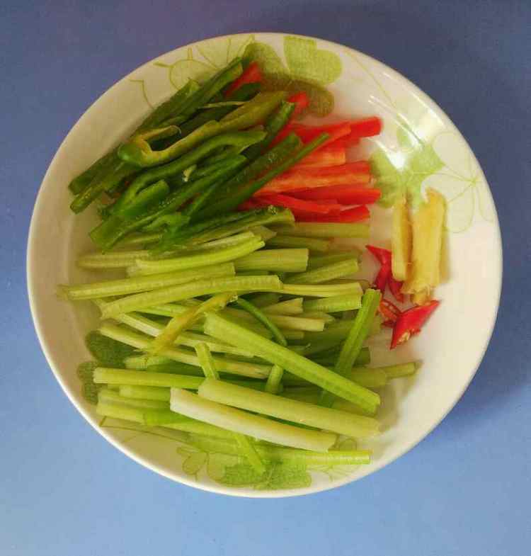 红烧草鱼块步骤2