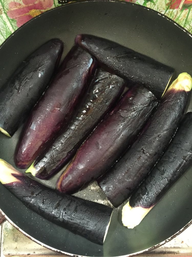 豆瓣酱烧茄子步骤3