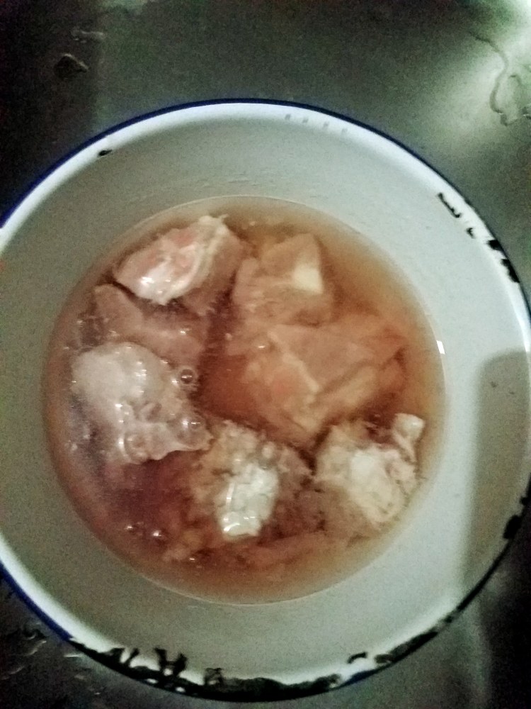 山药排骨汤步骤1