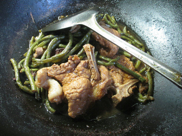 带豆烧大排步骤9