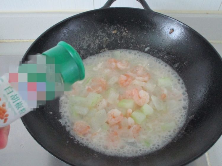 #盛夏餐桌#冬瓜炒虾仁步骤9