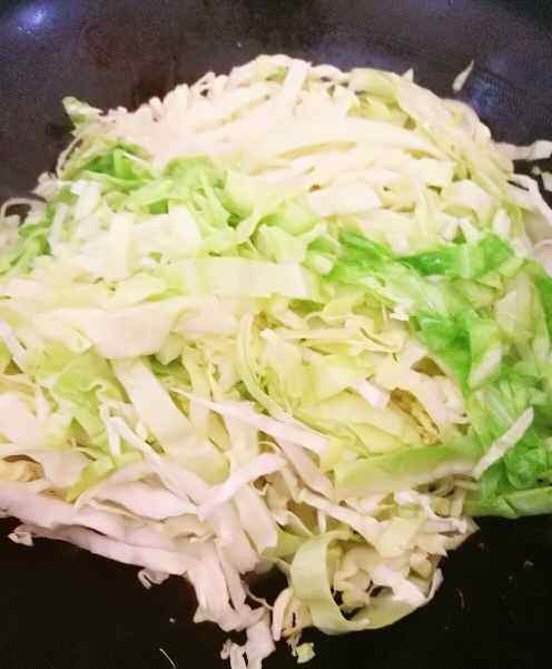 素炒包菜步骤3