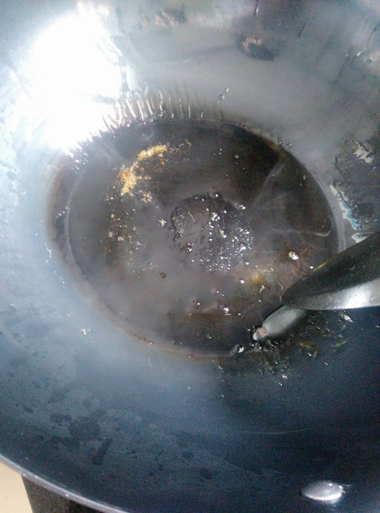胡萝卜香菇烧鸡翅根步骤4
