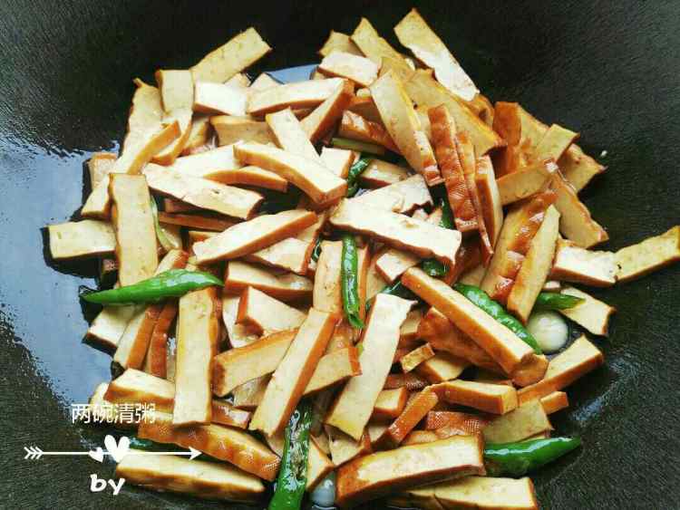 葱爆豆干步骤6