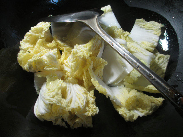 娃娃菜烧兰花豆腐干步骤4