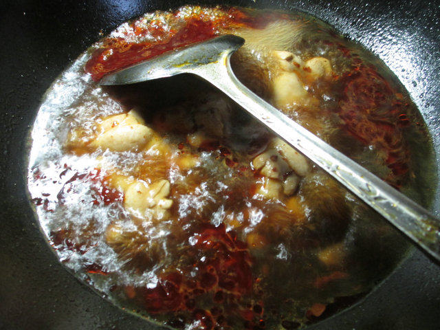 腐竹黄豆芽煮鸡翅根步骤6