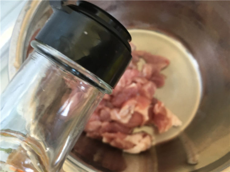 腐竹焖肉步骤4