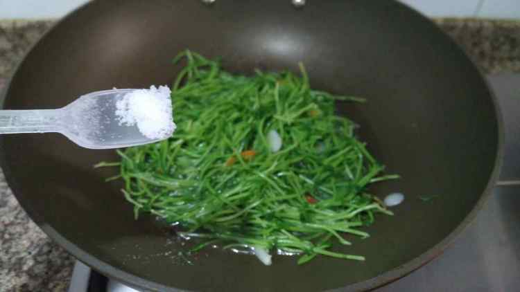 上汤豆苗步骤7