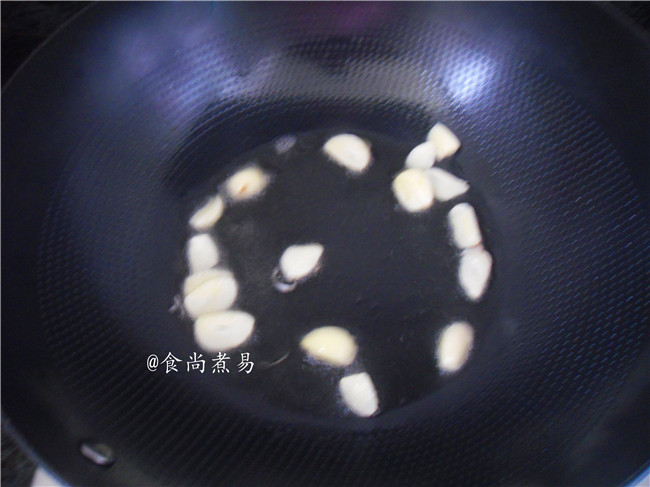 鸡翅烧木耳#盛夏餐桌#步骤2