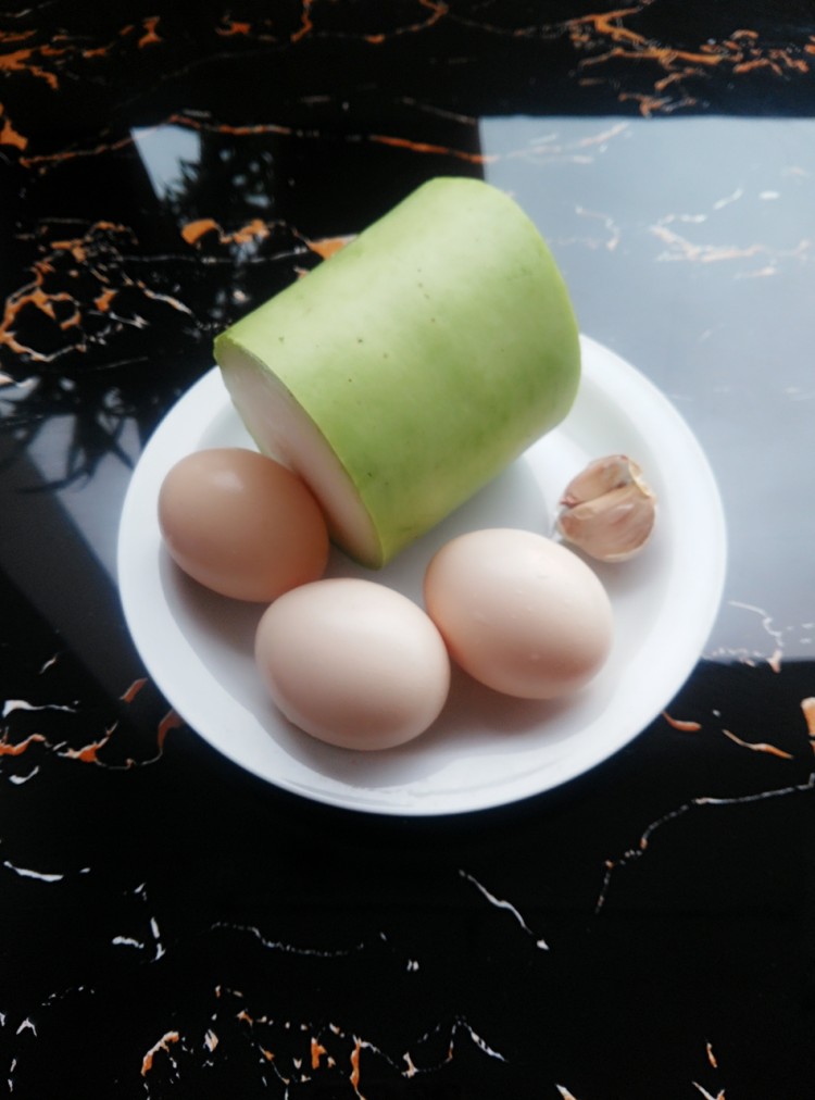 蒲瓜炒蛋步骤1