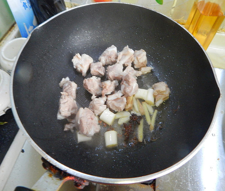 冬瓜烧排骨步骤7