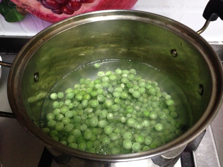 豌豆玉米炒鸡丁#盛夏步骤6
