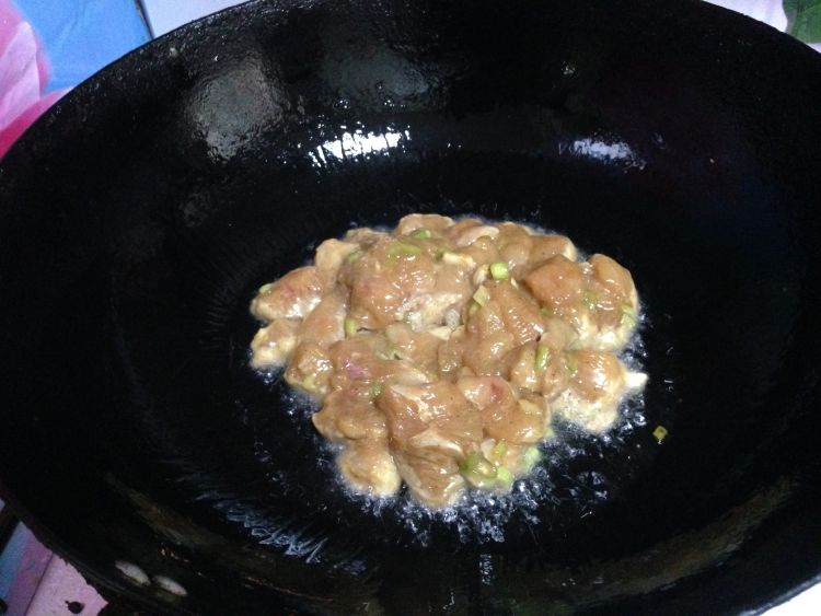豌豆玉米炒鸡丁#盛夏步骤9