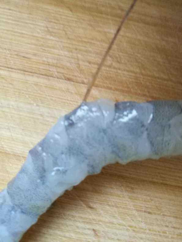 丝瓜酿虾步骤2