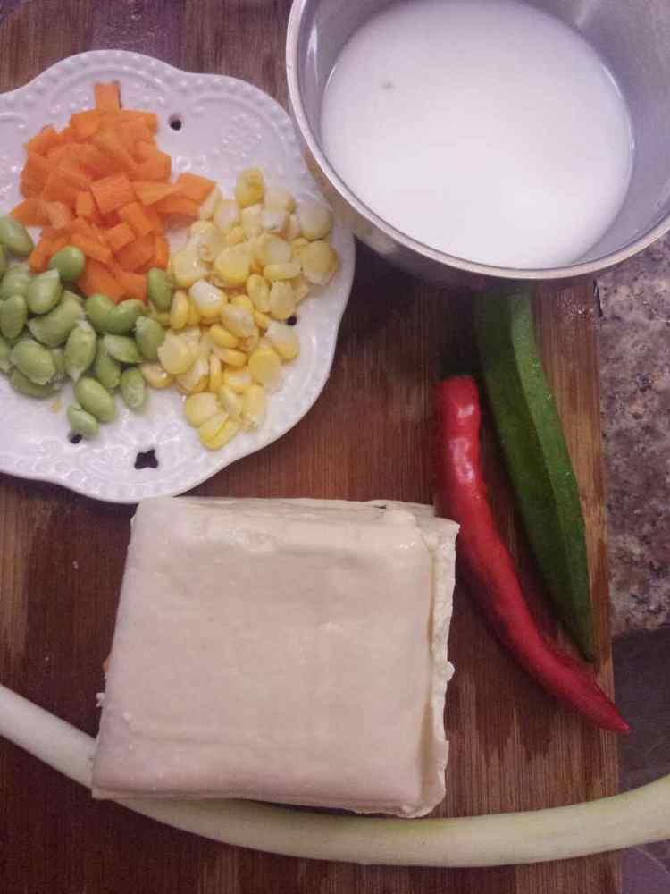 酱汁豆腐步骤1