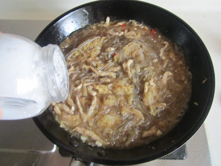 酸菜苕粉肉丝步骤8
