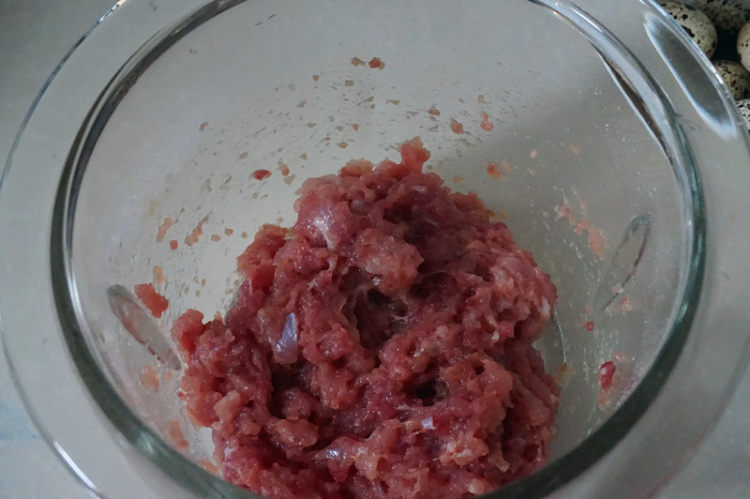 虾仁蒸肉饼步骤3