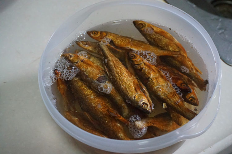 麻辣火培鱼步骤1
