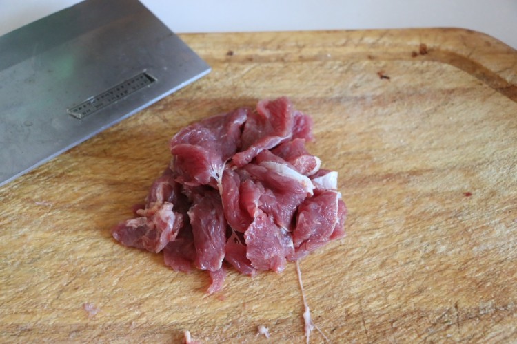 荔枝牛肉步骤1