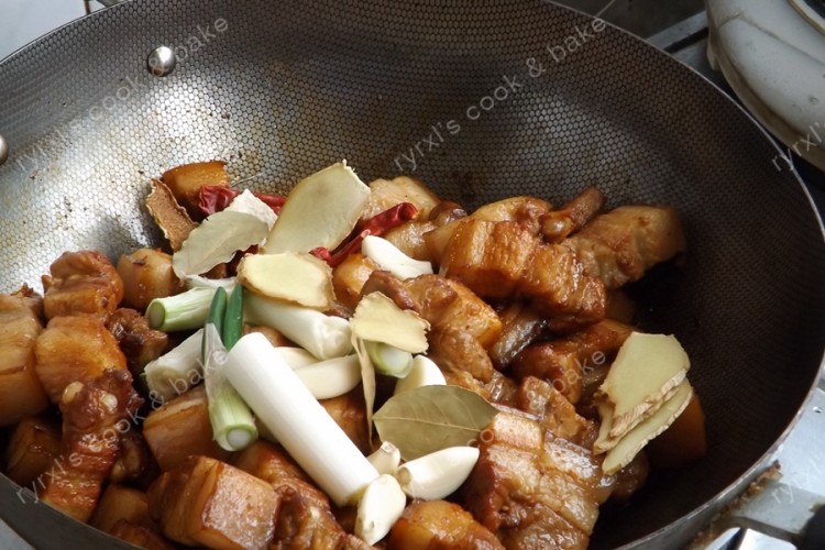 卤蛋红烧肉步骤6