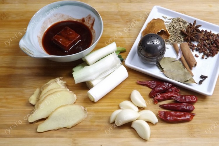 卤蛋红烧肉步骤3