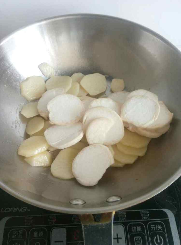 杏鲍菇焖土豆片步骤6
