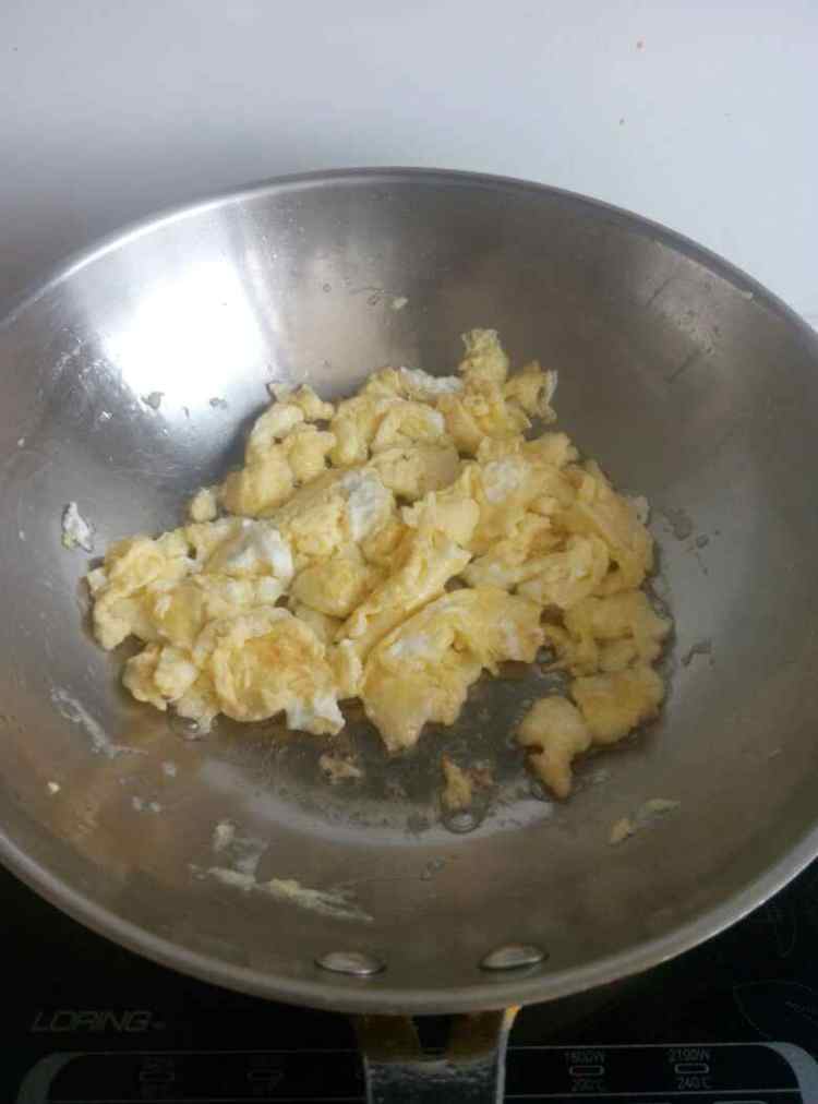 鸡蛋炒苦瓜步骤7