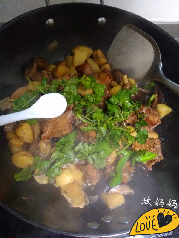 香菇栗子炖鸡步骤11