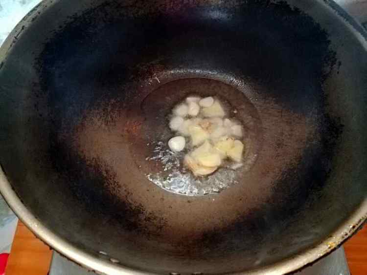 青椒鱿鱼圈步骤4