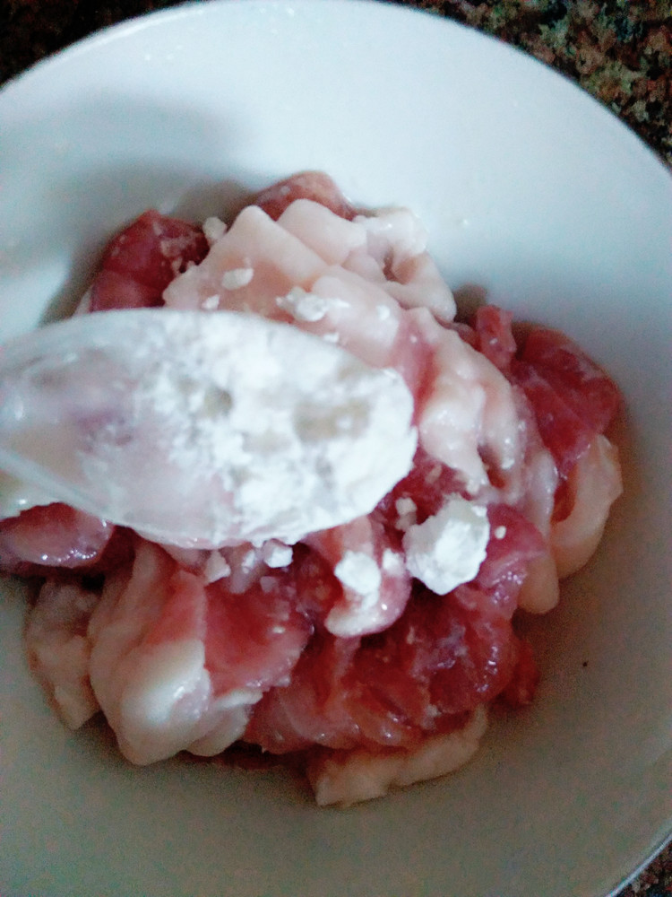 肉片金针菇汤步骤4