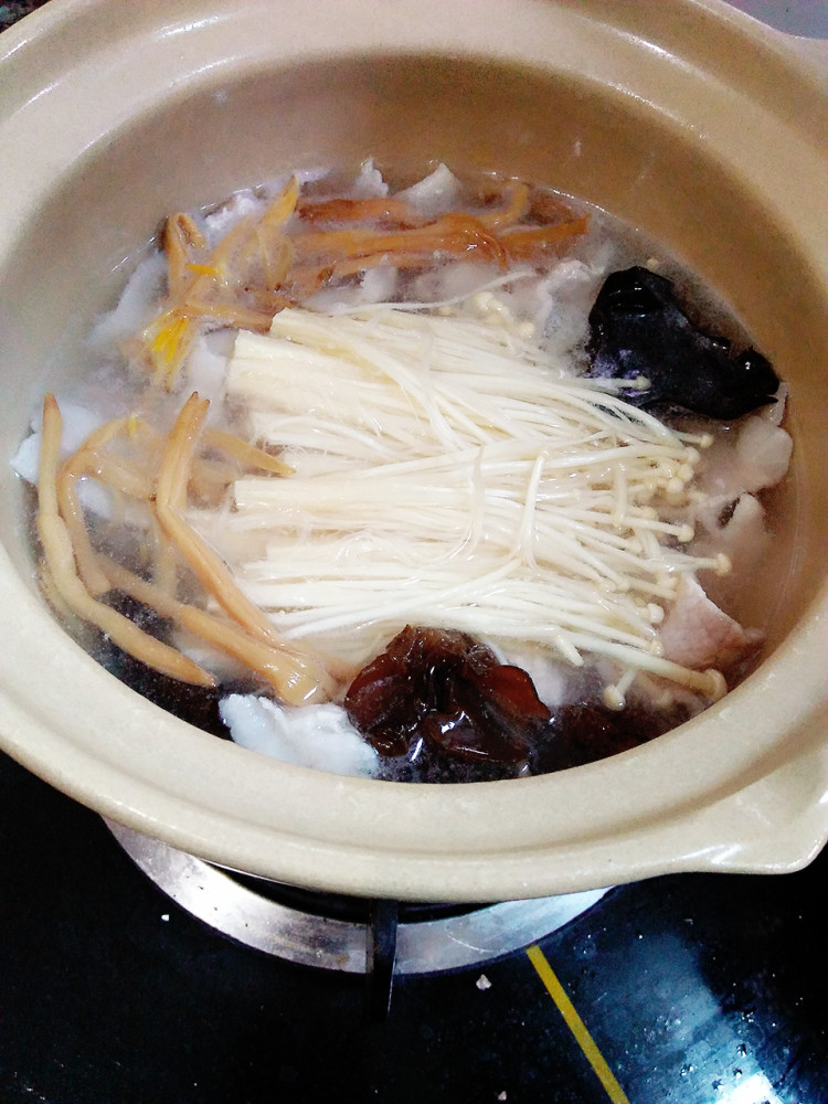 肉片金针菇汤步骤9