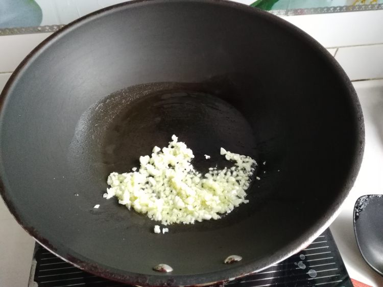 剁椒豆豉炒南瓜步骤5