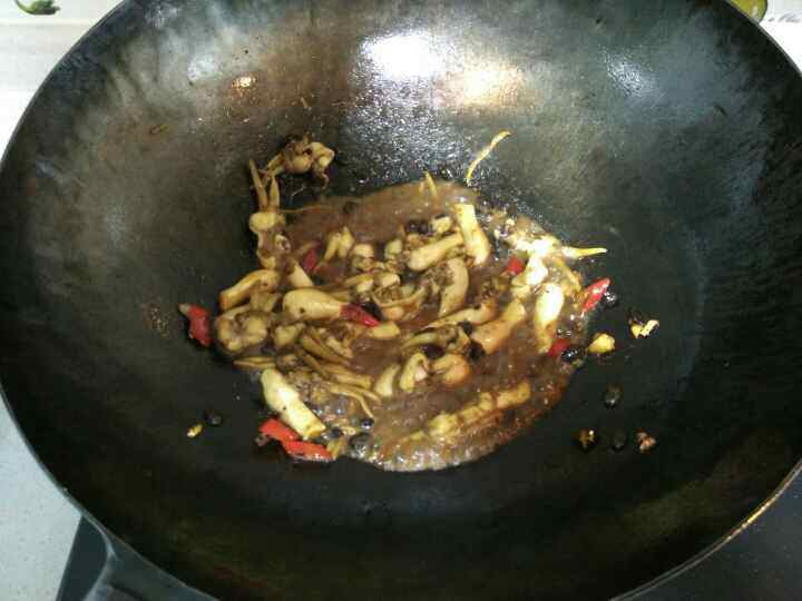 古早味豆豉炒蛏肉步骤7