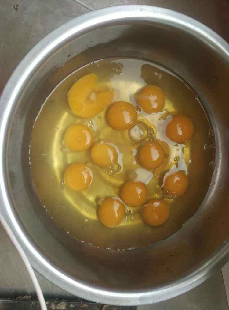 西葫芦洋葱炒鸡蛋步骤4