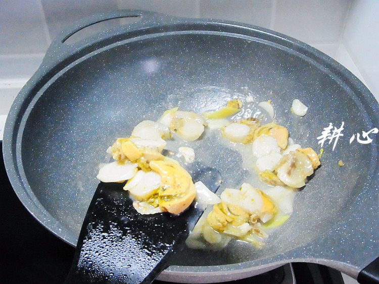 #盛夏餐桌#带子炒西兰步骤14